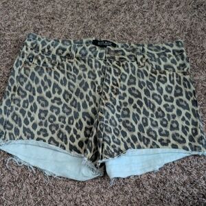 Judy Blue Leopard-Print Denim Cutoff Shorts - Tan & Black